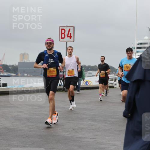 13.09.2026 - Kiel Lauf Andreas Tolksdorf http://msf.ph/oto/10479423 13.09.2026 11:53:00 Kiellinie 9308, 4, 1938, 11081, 6640, 943 meine-sportfotos.de