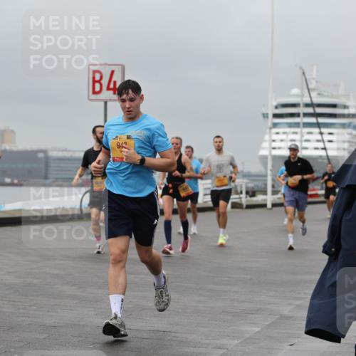 13.09.2026 - Kiel Lauf Andreas Tolksdorf http://msf.ph/oto/10479470 13.09.2026 11:53:01 Kiellinie 11081, 4, 38, 943 meine-sportfotos.de