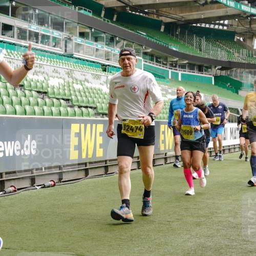 13.09.2026 - 21. swb-Marathon Bremen Michael Burmester http://msf.ph/oto/10479489 13.09.2026 10:41:07 Laufen im Stadion 10155, 10156, 10163, 10169, 10213, 10234, 10247, 10299, 10313, 10321, 10354, 10386, 10399, 10406, 10414, 10417, 10419, 10422, 10424, 10435, 10455, 10461, 10462, 10483, 10484, 10527, 10545, 10546, 10547, 10570, 10580, 10582, 10586, 10599, 10611, 10644, 10653, 10694, 10696, 10705, 10706, 10719, 10722, 10737, 10751, 10766, 10768, 10776, 10804, 10859, 10889, 10977, 11043, 11048 meine-sportfotos.de