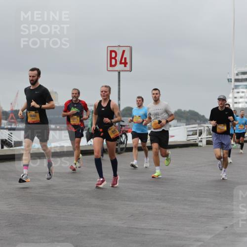 13.09.2026 - Kiel Lauf Andreas Tolksdorf http://msf.ph/oto/10479496 13.09.2026 11:53:03 Kiellinie 943, 6640, 12611, 4, 647, 2849, 8361, 3 meine-sportfotos.de