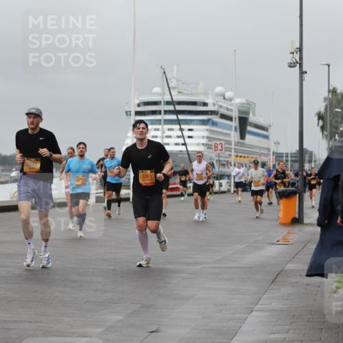 13.09.2026 - Kiel Lauf Andreas Tolksdorf http://msf.ph/oto/10479520 13.09.2026 11:53:04 Kiellinie 4, 2043, 8361, 3 meine-sportfotos.de