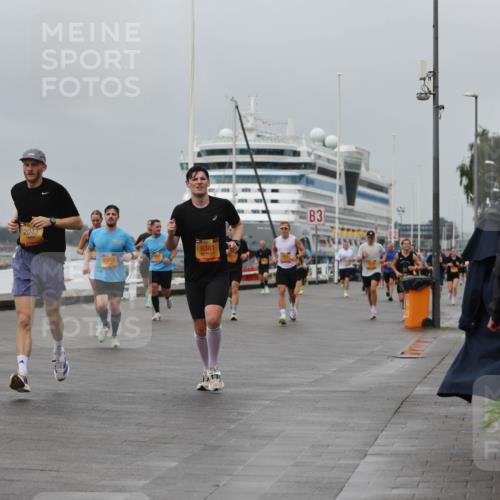 13.09.2026 - Kiel Lauf Andreas Tolksdorf http://msf.ph/oto/10479528 13.09.2026 11:53:05 Kiellinie 4, 2043, 10751, 8361, 3 meine-sportfotos.de