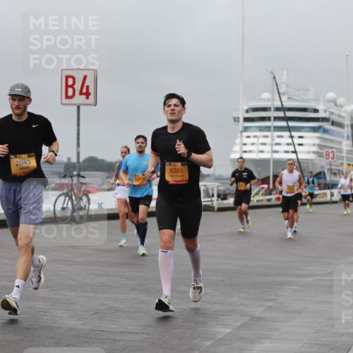 13.09.2026 - Kiel Lauf Andreas Tolksdorf http://msf.ph/oto/10479553 13.09.2026 11:53:06 Kiellinie 39, 2043, 4, 39, 8361, 3 meine-sportfotos.de