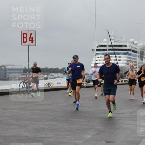 13.09.2026 - Kiel Lauf Andreas Tolksdorf http://msf.ph/oto/10479622 13.09.2026 11:53:16 Kiellinie 4, 3, 7411 meine-sportfotos.de