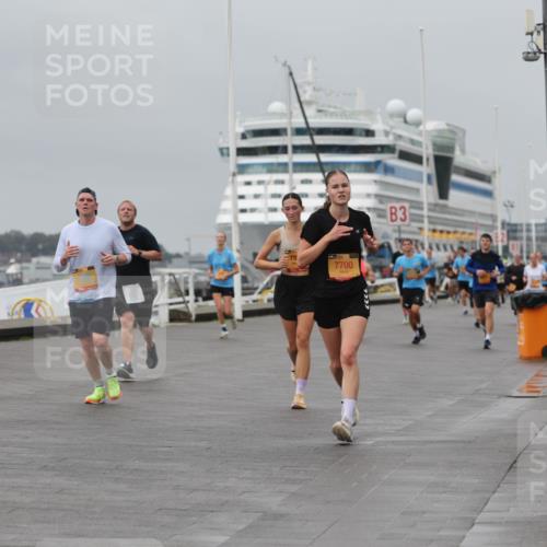 13.09.2026 - Kiel Lauf Andreas Tolksdorf http://msf.ph/oto/10479669 13.09.2026 11:53:18 Kiellinie 4, 78, 7700, 3 meine-sportfotos.de