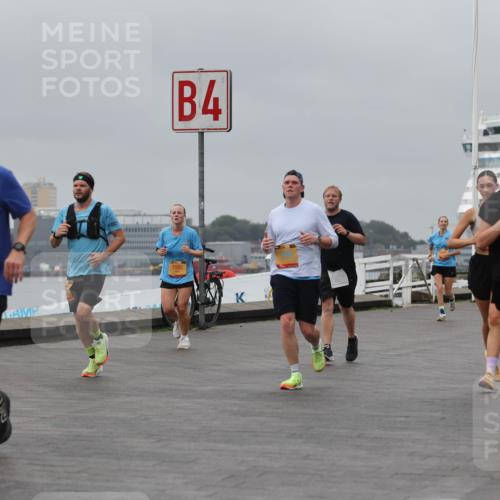 13.09.2026 - Kiel Lauf Andreas Tolksdorf http://msf.ph/oto/10479672 13.09.2026 11:53:19 Kiellinie 024, 4627, 4, 7700 meine-sportfotos.de