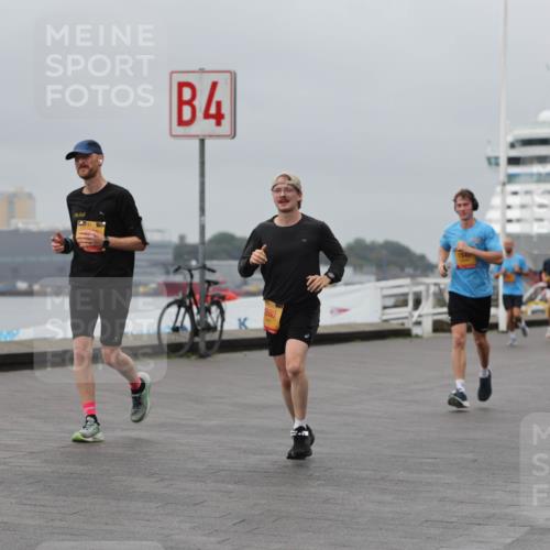 13.09.2026 - Kiel Lauf Andreas Tolksdorf http://msf.ph/oto/10479809 13.09.2026 11:53:32 Kiellinie 4, 280, 83 meine-sportfotos.de