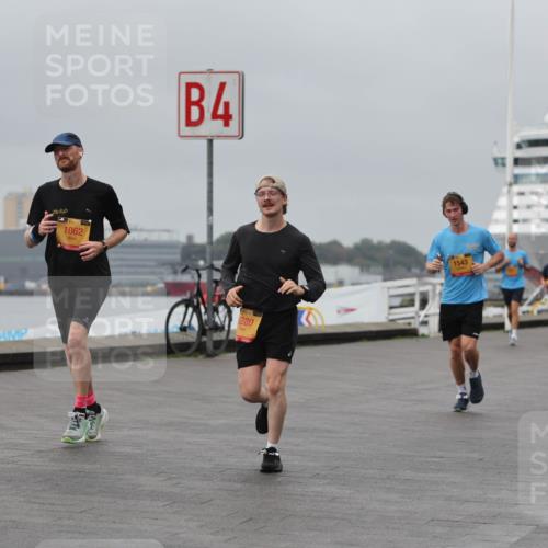 13.09.2026 - Kiel Lauf Andreas Tolksdorf http://msf.ph/oto/10479814 13.09.2026 11:53:33 Kiellinie 1062, 4, 280, 1543, 83 meine-sportfotos.de