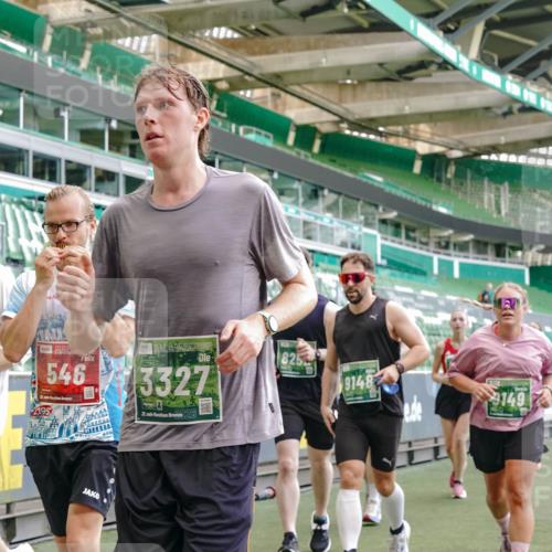 13.09.2026 - 21. swb-Marathon Bremen Michael Burmester http://msf.ph/oto/10479857 13.09.2026 13:18:56 Laufen im Stadion 311, 333, 404, 486, 512, 546, 732, 753, 837, 921, 938, 1156, 1424, 1425, 1431, 1506, 1765, 1790, 1844, 1868, 2056, 2123, 2137, 2224, 2240, 2294, 2315, 2357, 2358, 2453, 2557, 2563, 2601, 2614, 2622, 2626, 2647, 2689, 2702, 2703, 2722, 2786, 2843, 2845, 2849, 2857, 2879, 2880, 2893, 2944, 2983, 2999, 3031, 3046, 3072, 3096, 3100, 3116, 3146, 3180, 3189, 3198, 3210, 3243, 3263, 3285, 3287, 3337, 3421, 3476, 3537, 3548, 3619, 3633, 3654, 3740, 3879, 4478 meine-sportfotos.de