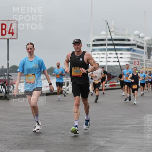 13.09.2026 - Kiel Lauf Andreas Tolksdorf http://msf.ph/oto/10479877 13.09.2026 11:53:36 Kiellinie 4, 3 meine-sportfotos.de