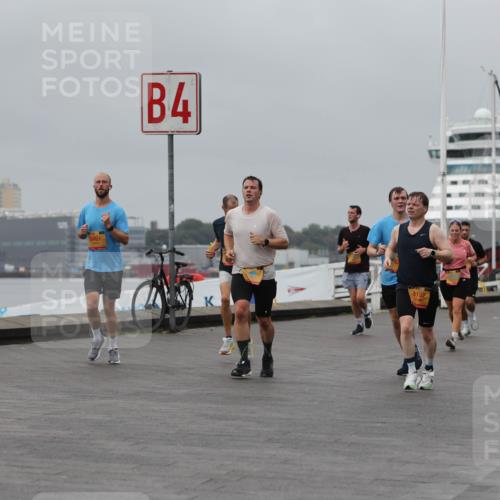 13.09.2026 - Kiel Lauf Andreas Tolksdorf http://msf.ph/oto/10479936 13.09.2026 11:53:40 Kiellinie 8461, 4, 4162, 3 meine-sportfotos.de