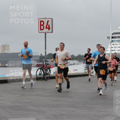 13.09.2026 - Kiel Lauf Andreas Tolksdorf http://msf.ph/oto/10479943 13.09.2026 11:53:40 Kiellinie 8461, 4, 4162, 3 meine-sportfotos.de