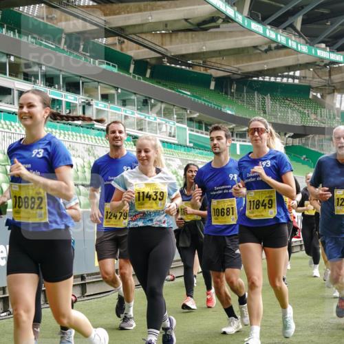 13.09.2026 - 21. swb-Marathon Bremen Michael Burmester http://msf.ph/oto/10479971 13.09.2026 10:41:24 Laufen im Stadion 10155, 10156, 10163, 10169, 10213, 10247, 10299, 10313, 10321, 10354, 10386, 10399, 10406, 10414, 10417, 10419, 10422, 10424, 10435, 10455, 10461, 10462, 10483, 10519, 10527, 10545, 10546, 10547, 10570, 10582, 10586, 10599, 10611, 10644, 10653, 10694, 10696, 10705, 10706, 10719, 10722, 10751, 10766, 10768, 10776, 10804, 10859, 10889, 10909, 10963, 10977, 11043, 11048 meine-sportfotos.de