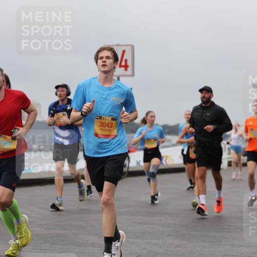 13.09.2026 - Kiel Lauf Andreas Tolksdorf http://msf.ph/oto/10480078 13.09.2026 11:53:52 Kiellinie 38, 4, 4, 38, 3043 meine-sportfotos.de