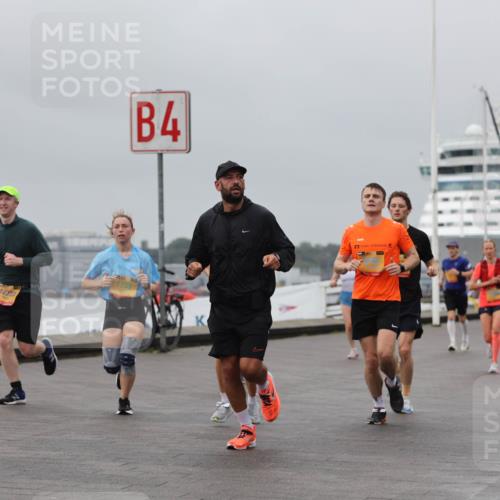 13.09.2026 - Kiel Lauf Andreas Tolksdorf http://msf.ph/oto/10480093 13.09.2026 11:53:53 Kiellinie 5688, 1759, 4, 39, 8864, 3 meine-sportfotos.de