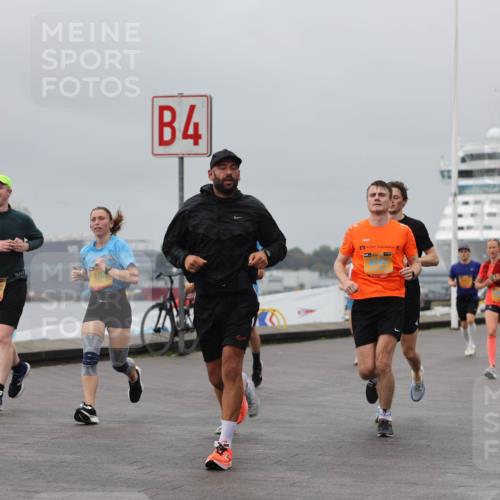 13.09.2026 - Kiel Lauf Andreas Tolksdorf http://msf.ph/oto/10480101 13.09.2026 11:53:54 Kiellinie 39, 9688, 12222, 4, 8864, 3 meine-sportfotos.de