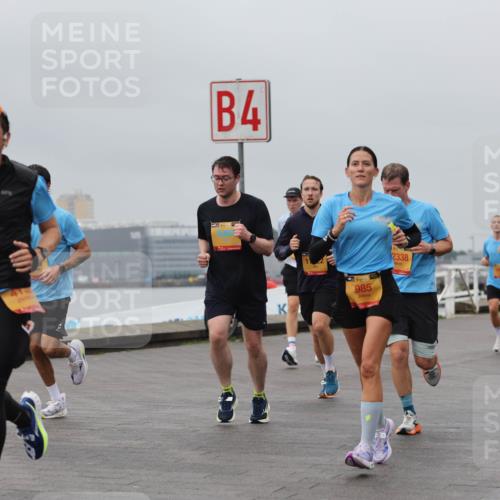 13.09.2026 - Kiel Lauf Andreas Tolksdorf http://msf.ph/oto/10480231 13.09.2026 11:54:08 Kiellinie 4, 38, 985, 2338 meine-sportfotos.de