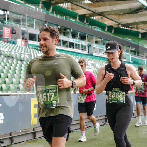 13.09.2026 - 21. swb-Marathon Bremen Michael Burmester http://msf.ph/oto/10480237 13.09.2026 13:19:12 Laufen im Stadion 311, 333, 404, 464, 486, 512, 546, 732, 753, 837, 921, 938, 1066, 1156, 1431, 1506, 1765, 1844, 1868, 1916, 2056, 2123, 2137, 2224, 2240, 2294, 2315, 2357, 2358, 2453, 2557, 2563, 2614, 2622, 2626, 2689, 2702, 2703, 2722, 2756, 2786, 2843, 2845, 2849, 2857, 2879, 2880, 2893, 2944, 2983, 2999, 3031, 3046, 3059, 3072, 3096, 3100, 3116, 3146, 3189, 3198, 3210, 3243, 3263, 3285, 3287, 3315, 3476, 3537, 3619, 3633, 3654, 3740, 3879, 4478 meine-sportfotos.de