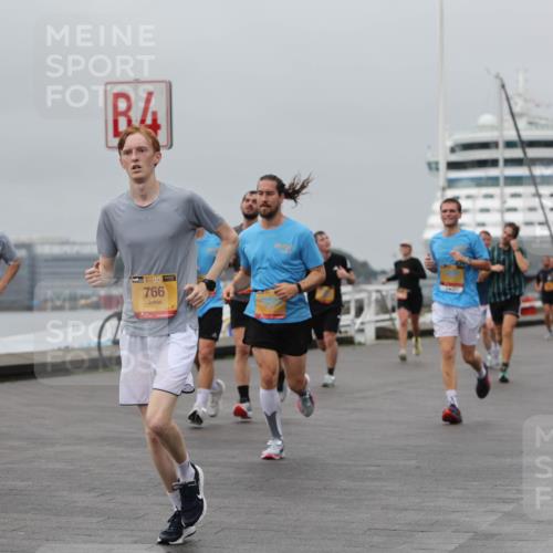 13.09.2026 - Kiel Lauf Andreas Tolksdorf http://msf.ph/oto/10480269 13.09.2026 11:54:12 Kiellinie 4, 38, 766 meine-sportfotos.de