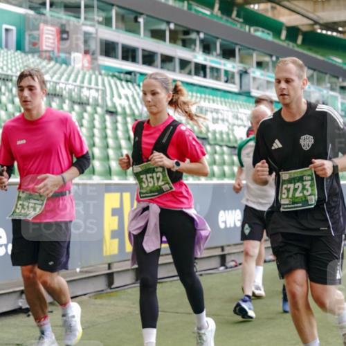 13.09.2026 - 21. swb-Marathon Bremen Michael Burmester http://msf.ph/oto/10480274 13.09.2026 13:19:13 Laufen im Stadion 333, 404, 464, 486, 512, 546, 732, 753, 837, 921, 938, 1066, 1156, 1431, 1506, 1765, 1844, 1868, 1916, 2056, 2123, 2137, 2224, 2240, 2294, 2315, 2357, 2358, 2453, 2557, 2563, 2614, 2622, 2626, 2689, 2702, 2703, 2722, 2756, 2786, 2843, 2845, 2849, 2857, 2879, 2880, 2893, 2944, 2983, 2999, 3031, 3046, 3059, 3072, 3096, 3100, 3116, 3146, 3189, 3198, 3210, 3243, 3263, 3285, 3287, 3315, 3476, 3537, 3619, 3633, 3654, 3740, 3879, 4478 meine-sportfotos.de