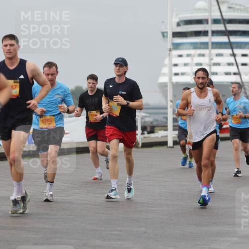 13.09.2026 - Kiel Lauf Andreas Tolksdorf http://msf.ph/oto/10480392 13.09.2026 11:54:24 Kiellinie 4, 5208, 709, 3 meine-sportfotos.de