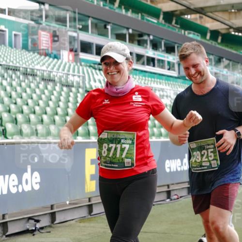 13.09.2026 - 21. swb-Marathon Bremen Michael Burmester http://msf.ph/oto/10480403 13.09.2026 13:19:17 Laufen im Stadion 333, 404, 464, 486, 512, 546, 732, 753, 837, 921, 938, 1066, 1156, 1431, 1506, 1765, 1844, 1868, 1916, 2028, 2056, 2123, 2137, 2224, 2240, 2294, 2315, 2357, 2358, 2453, 2557, 2563, 2614, 2622, 2626, 2689, 2702, 2703, 2722, 2756, 2786, 2843, 2845, 2849, 2857, 2879, 2880, 2893, 2944, 2983, 2999, 3031, 3046, 3059, 3072, 3096, 3100, 3116, 3146, 3189, 3198, 3210, 3243, 3263, 3285, 3287, 3315, 3476, 3537, 3619, 3633, 3654, 3740, 3879, 4478 meine-sportfotos.de
