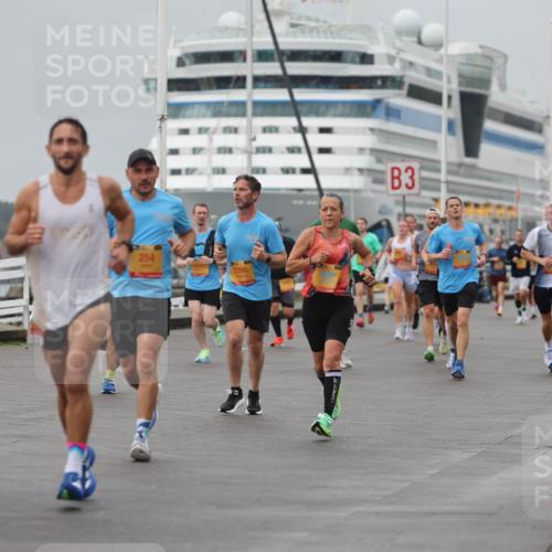 13.09.2026 - Kiel Lauf Andreas Tolksdorf http://msf.ph/oto/10480406 13.09.2026 11:54:25 Kiellinie 254, 6641, 113, 3396, 3 meine-sportfotos.de