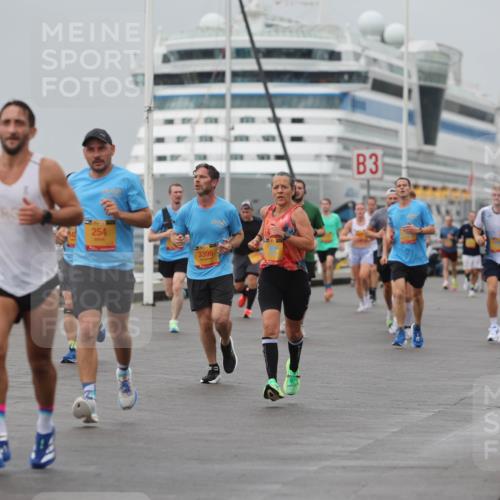 13.09.2026 - Kiel Lauf Andreas Tolksdorf http://msf.ph/oto/10480415 13.09.2026 11:54:25 Kiellinie 254, 3396, 3 meine-sportfotos.de