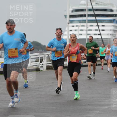 13.09.2026 - Kiel Lauf Andreas Tolksdorf http://msf.ph/oto/10480435 13.09.2026 11:54:27 Kiellinie 254, 3396, 3 meine-sportfotos.de