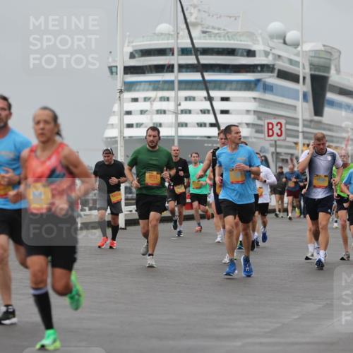 13.09.2026 - Kiel Lauf Andreas Tolksdorf http://msf.ph/oto/10480448 13.09.2026 11:54:28 Kiellinie 12461, 3721, 3, 81 meine-sportfotos.de