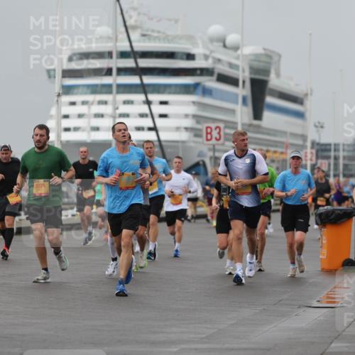 13.09.2026 - Kiel Lauf Andreas Tolksdorf http://msf.ph/oto/10480465 13.09.2026 11:54:29 Kiellinie 3 meine-sportfotos.de