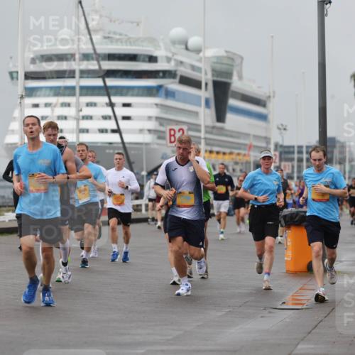 13.09.2026 - Kiel Lauf Andreas Tolksdorf http://msf.ph/oto/10480474 13.09.2026 11:54:30 Kiellinie 12461, 3721, 711, 2, 5985 meine-sportfotos.de