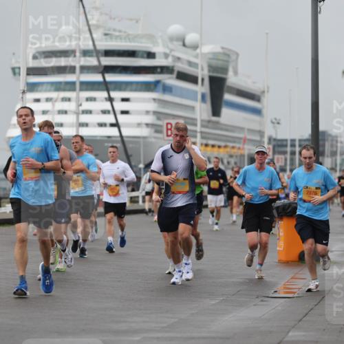 13.09.2026 - Kiel Lauf Andreas Tolksdorf http://msf.ph/oto/10480477 13.09.2026 11:54:30 Kiellinie 12461, 3721, 5985, 2876 meine-sportfotos.de