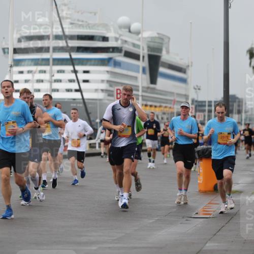 13.09.2026 - Kiel Lauf Andreas Tolksdorf http://msf.ph/oto/10480479 13.09.2026 11:54:31 Kiellinie 12461, 3721, 2876 meine-sportfotos.de