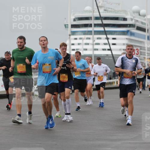 13.09.2026 - Kiel Lauf Andreas Tolksdorf http://msf.ph/oto/10480484 13.09.2026 11:54:31 Kiellinie 3721, 3181, 33 meine-sportfotos.de