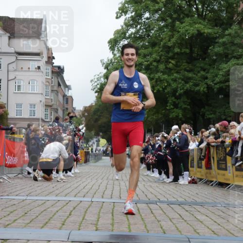 13.09.2026 - Kiel Lauf Yannick Fuchs http://msf.ph/oto/10487070 13.09.2026 10:22:48 Ziel 5326, 5603, 151, 4621, 8240, 8708, 9678, 4621, 8708 meine-sportfotos.de