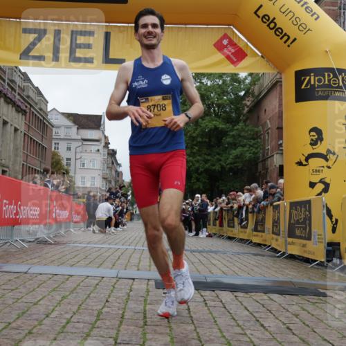 13.09.2026 - Kiel Lauf Yannick Fuchs http://msf.ph/oto/10487078 13.09.2026 10:22:49 Ziel 5326, 5603, 151, 4621, 5603, 8240, 9678, 4621, 8708 meine-sportfotos.de