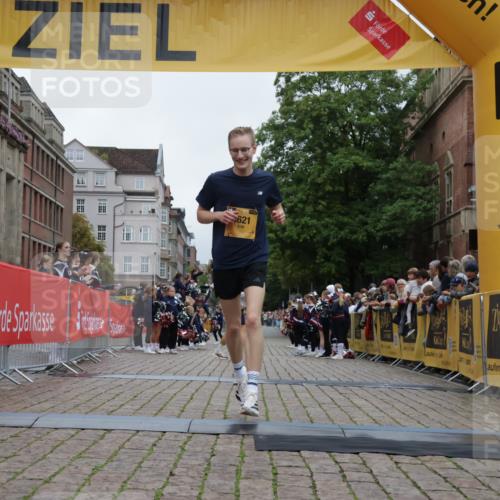 13.09.2026 - Kiel Lauf Yannick Fuchs http://msf.ph/oto/10487083 13.09.2026 10:22:52 Ziel 5326, 151, 5603, 8240, 9678, 10568, 4621, 8708 meine-sportfotos.de
