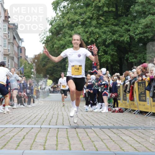 13.09.2026 - Kiel Lauf Yannick Fuchs http://msf.ph/oto/10487182 13.09.2026 10:24:08 Ziel 6018, 6433, 7195, 716, 2937, 2664, 7457, 9298, 11647, 716, 6302 meine-sportfotos.de