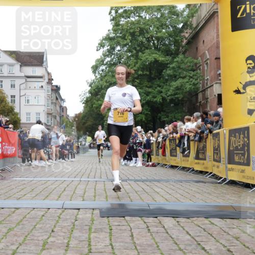 13.09.2026 - Kiel Lauf Yannick Fuchs http://msf.ph/oto/10487187 13.09.2026 10:24:09 Ziel 6018, 6433, 7195, 716, 2937, 2664, 7457, 9298, 11647, 716 meine-sportfotos.de