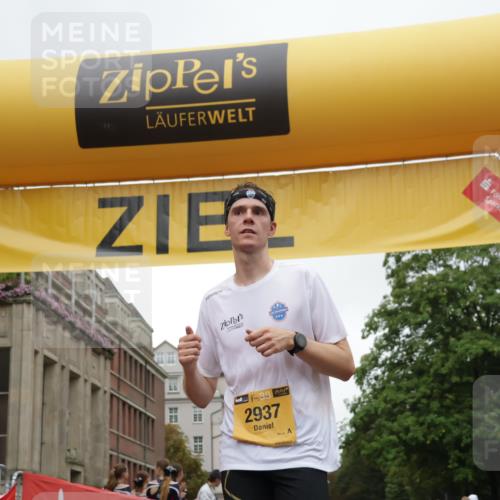 13.09.2026 - Kiel Lauf Yannick Fuchs http://msf.ph/oto/10487198 13.09.2026 10:24:15 Ziel 2664, 6018, 6433, 7195, 9298, 4199, 7457, 11647, 716, 2937 meine-sportfotos.de