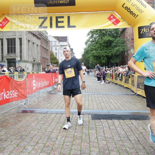 13.09.2026 - Kiel Lauf Yannick Fuchs http://msf.ph/oto/10487225 13.09.2026 10:24:54 Ziel 2158, 6174, 7069, 7233, 8656, 11798, 2501, 4199, 7457, 11647, 2664, 9298, 11647 meine-sportfotos.de