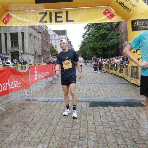 13.09.2026 - Kiel Lauf Yannick Fuchs http://msf.ph/oto/10487226 13.09.2026 10:24:54 Ziel 2158, 6174, 7069, 7233, 8656, 11798, 2501, 4199, 7457, 11647, 2664, 9298, 11647 meine-sportfotos.de