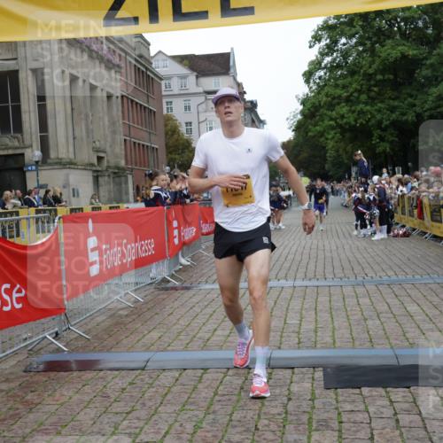 13.09.2026 - Kiel Lauf Yannick Fuchs http://msf.ph/oto/10487228 13.09.2026 10:24:58 Ziel 6174, 7069, 7233, 8656, 11798, 2158, 2501, 4199, 7457, 4858, 2664, 9298, 11647 meine-sportfotos.de
