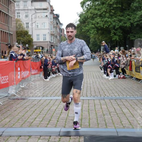 13.09.2026 - Kiel Lauf Yannick Fuchs http://msf.ph/oto/10487238 13.09.2026 10:25:05 Ziel 6174, 7069, 8656, 2158, 2501, 4199, 7233, 11798, 4858, 4199, 7457 meine-sportfotos.de