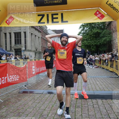 13.09.2026 - Kiel Lauf Yannick Fuchs http://msf.ph/oto/10487270 13.09.2026 10:25:34 Ziel 6585, 6958, 7377, 8566, 10095, 4858, 1625, 2084, 2107, 4463, 8643, 6174, 7069, 7233, 8656 meine-sportfotos.de