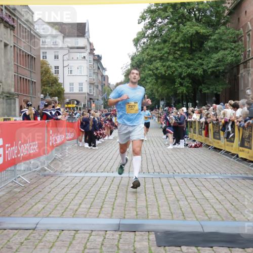13.09.2026 - Kiel Lauf Yannick Fuchs http://msf.ph/oto/10487301 13.09.2026 10:26:11 Ziel 4167, 5001, 7294, 7595, 11169, 11348, 1625, 2084, 2107, 4167, 4463, 6585, 7377, 8643, 9077, 10850, 10034, 10964, 6585, 7377, 8566 meine-sportfotos.de