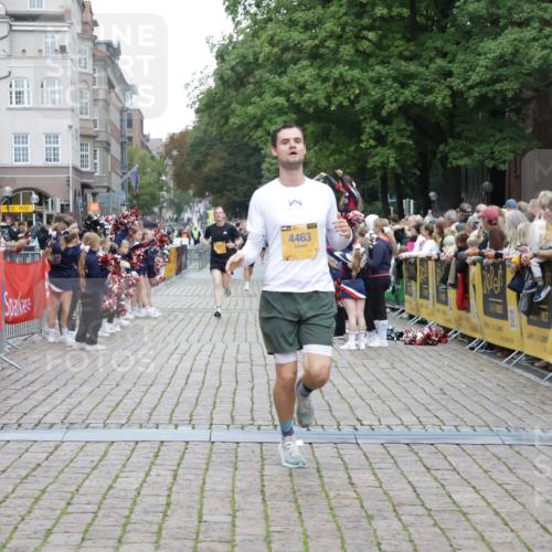 13.09.2026 - Kiel Lauf Yannick Fuchs http://msf.ph/oto/10487320 13.09.2026 10:26:26 Ziel 10034, 10964, 4167, 4463, 5001, 7294, 7595, 9077, 10850, 11169, 11348, 1102, 2244, 4278, 1625, 4463 meine-sportfotos.de