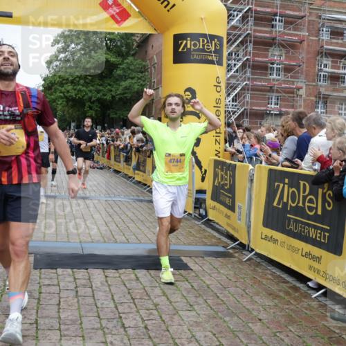 13.09.2026 - Kiel Lauf Yannick Fuchs http://msf.ph/oto/10487693 13.09.2026 10:30:00 Ziel 3826, 5575, 5864, 9584, 10476, 12737, 259, 878, 3177, 4336, 5143, 5624, 6126, 6169, 8140, 9984, 10233, 10624, 11222, 11462, 11594, 12093, 12119, 12290, 12591, 12675, 556, 563, 4471, 4477, 4837, 5082, 7152, 7691, 7818, 8582, 9644, 9669, 10019, 10129, 11781, 12491, 408, 1828, 4744, 5143, 9984, 10233, 10358, 10630, 11222, 11462, 11594, 12332 meine-sportfotos.de