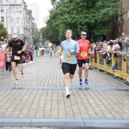 13.09.2026 - Kiel Lauf Yannick Fuchs http://msf.ph/oto/10487729 13.09.2026 10:30:20 Ziel 556, 563, 1454, 2762, 4438, 4471, 4477, 4837, 5384, 7691, 7818, 9644, 9669, 10019, 10129, 11781, 12491, 563, 3826, 5082, 5575, 5624, 5864, 6169, 7152, 8140, 8582, 9584, 10476, 12591, 12737, 314, 457, 629, 1203, 1734, 2149, 2379, 2441, 2756, 4287, 5592, 5745, 5967, 7703, 7844, 8122, 9060, 10368, 11237, 5624, 6126, 6169, 12119, 12290, 12591 meine-sportfotos.de